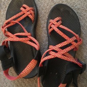 chacos